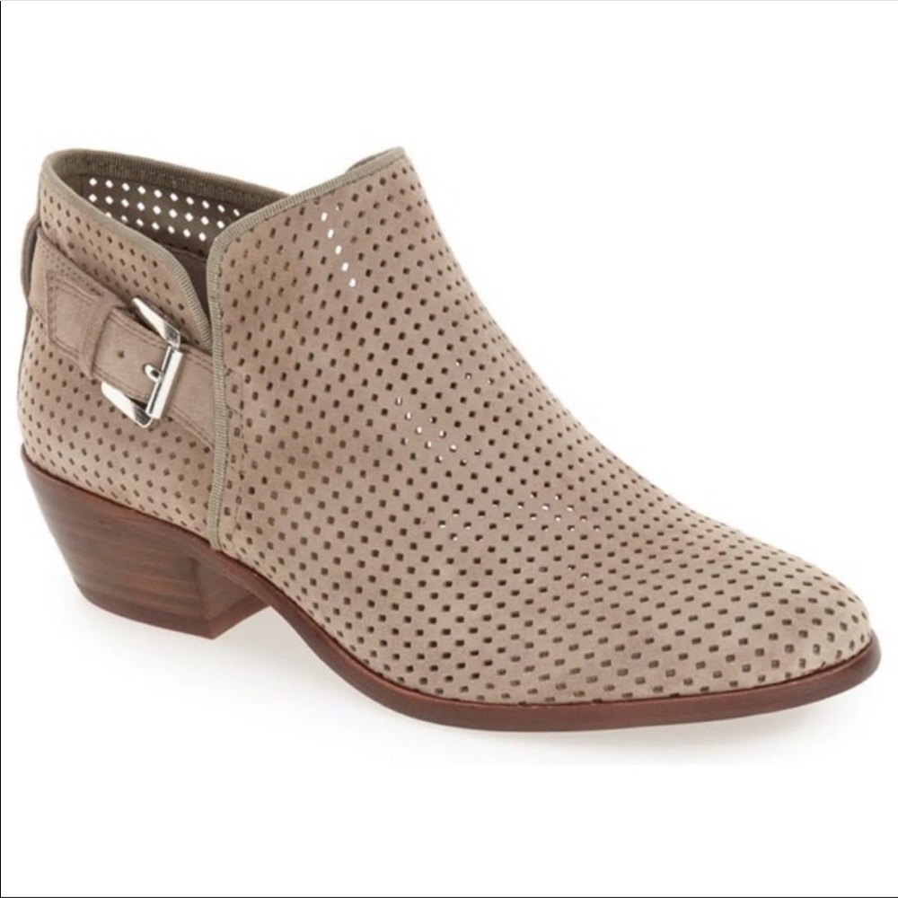 Sam Edelman Paula tan suede ankle booties 5.5 I never used